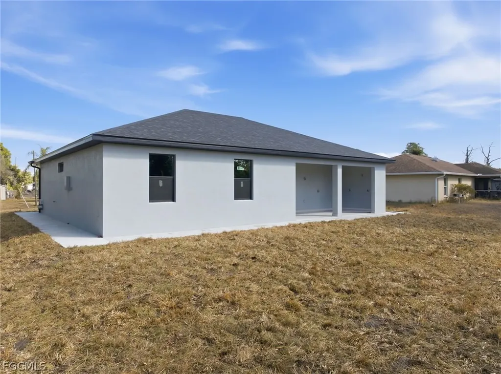 4903 Lee Circle N Lehigh Acres FL 33971