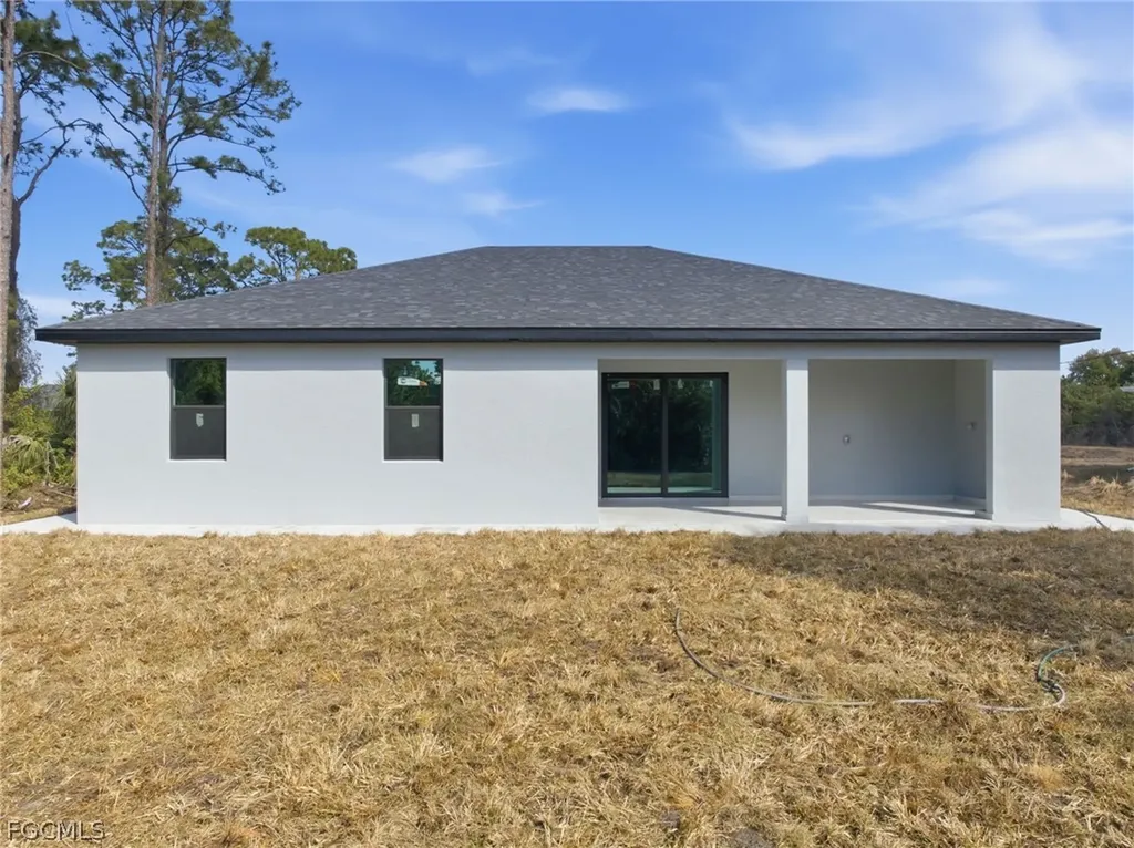 4903 Lee Circle N Lehigh Acres FL 33971
