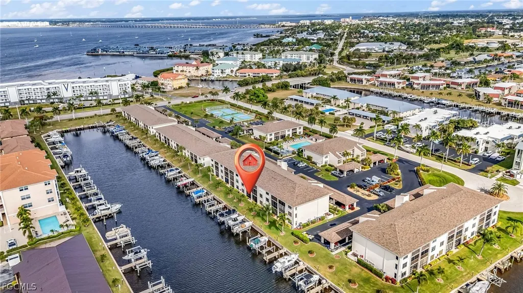 Punta Gorda FL, 313 Coldeway Drive, Unit F10