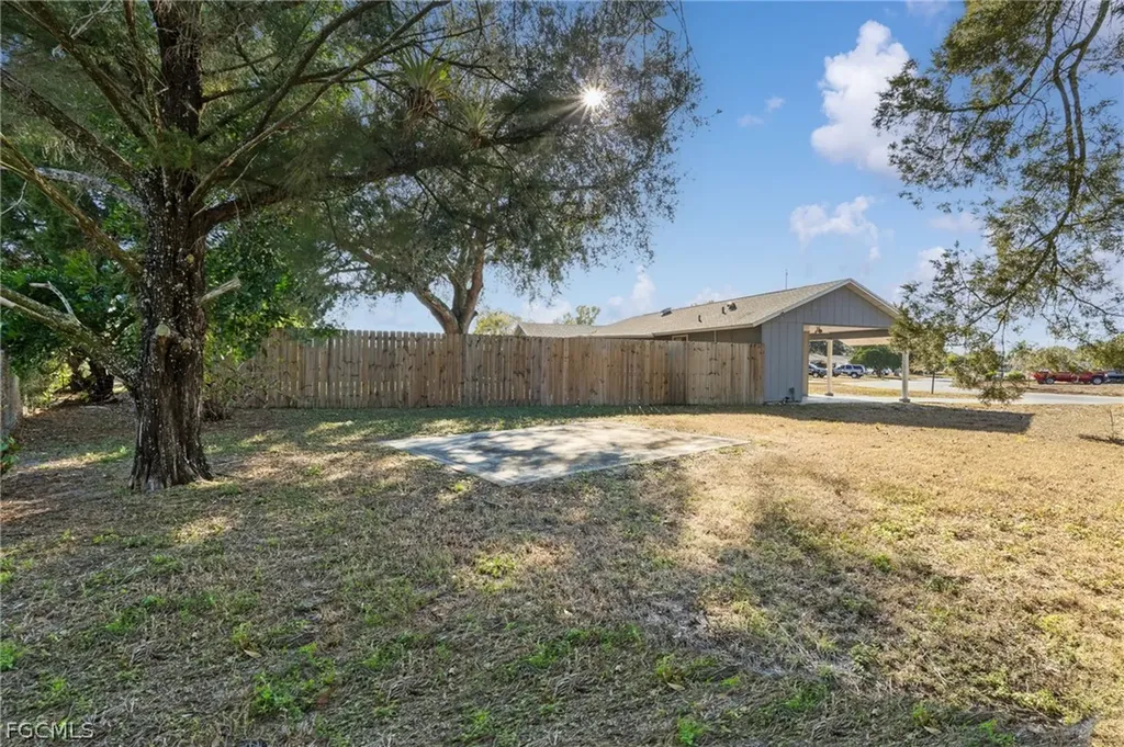 100 Contee Drive Lehigh Acres FL 33936