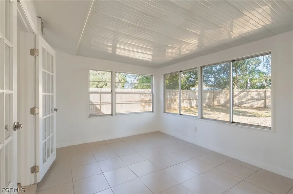 100 Contee Drive Lehigh Acres FL 33936