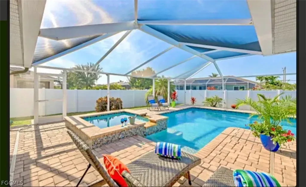 1814 SW 22nd Terrace Cape Coral FL 33991