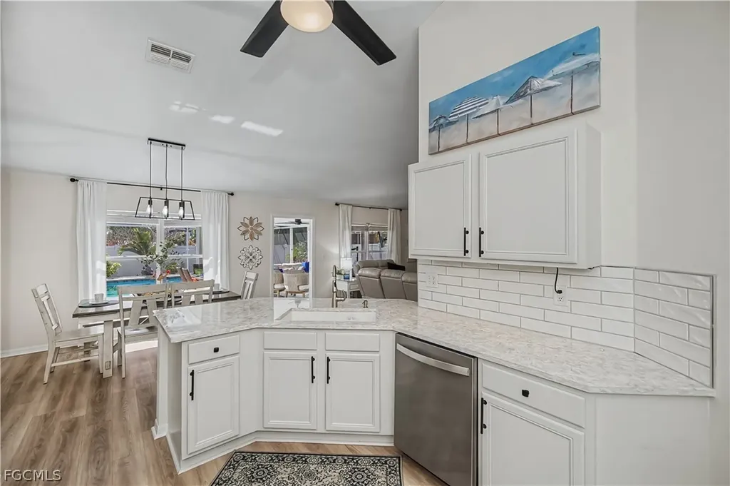 1814 SW 22nd Terrace Cape Coral FL 33991
