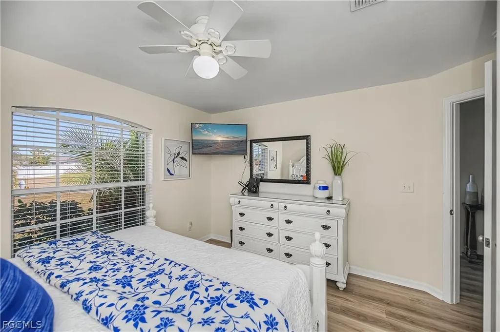 1814 SW 22nd Terrace Cape Coral FL 33991