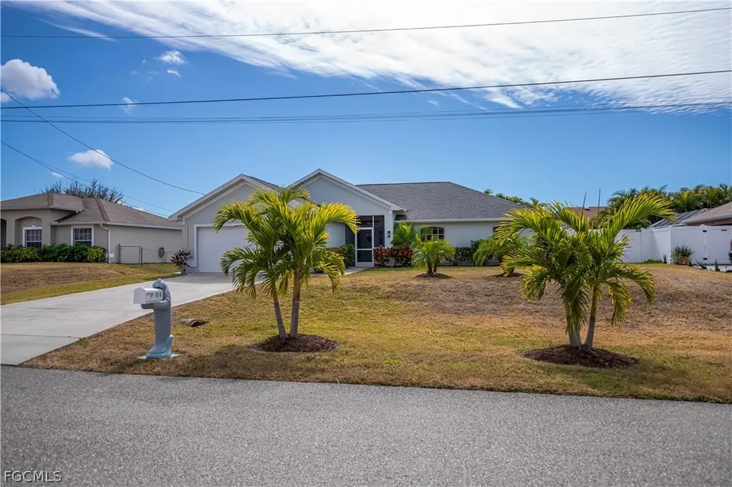 1814 SW 22nd Terrace Cape Coral FL 33991