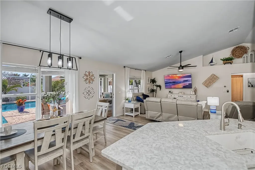 1814 SW 22nd Terrace Cape Coral FL 33991