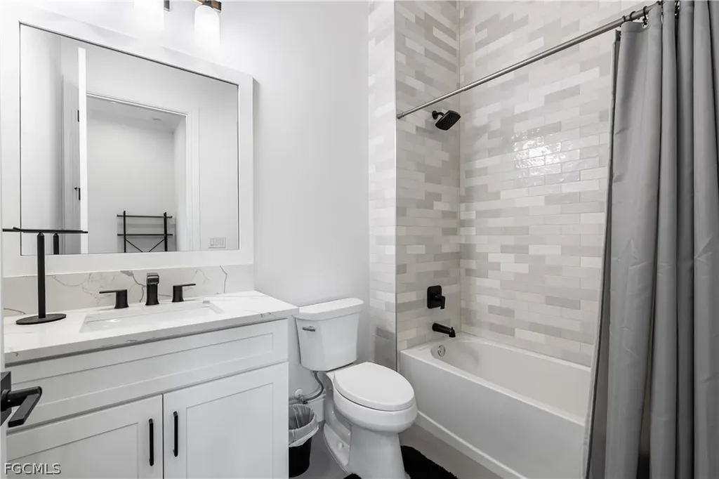 3337 Chestnut Grove Drive Alva FL 33920