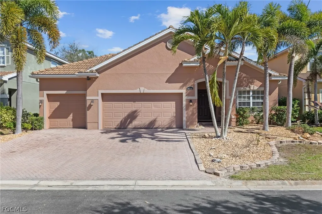 Fort Myers FL, 8519 Colony Trace Drive
