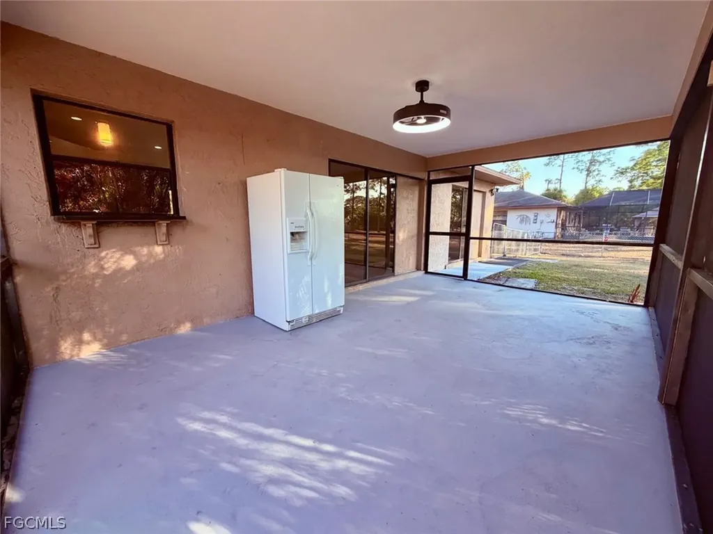 409 Mcarthur Avenue Lehigh Acres FL 33936