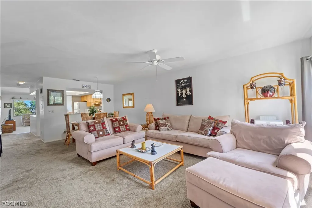 8625 Charter Club Circle Fort Myers FL 33919