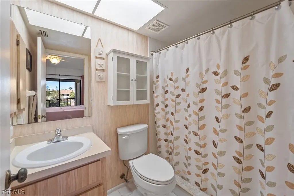 8625 Charter Club Circle Fort Myers FL 33919