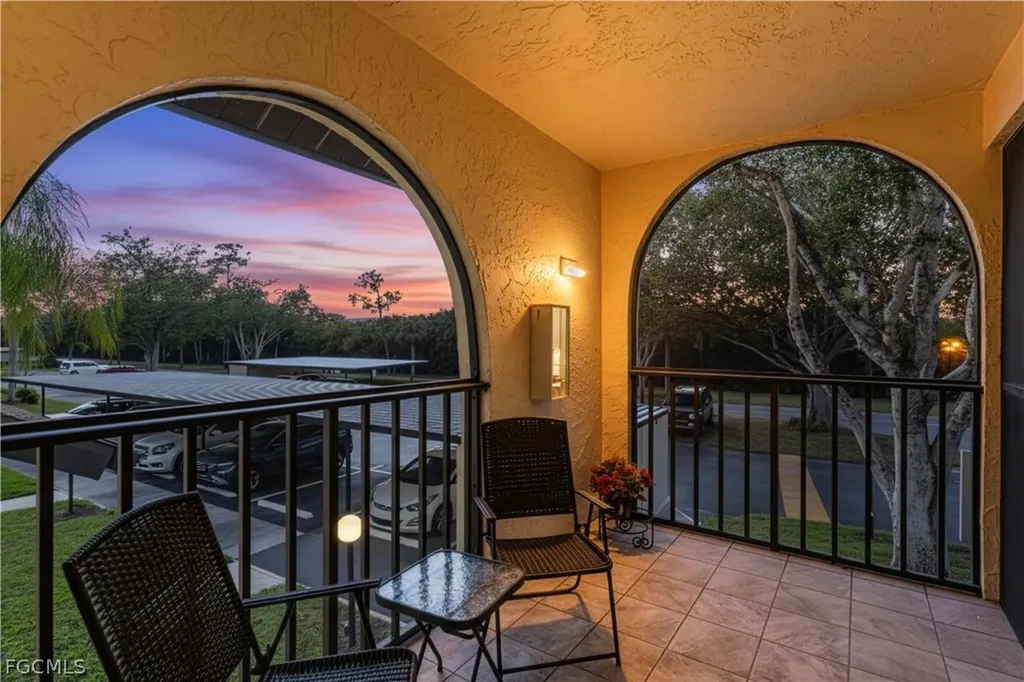 8625 Charter Club Circle Fort Myers FL 33919