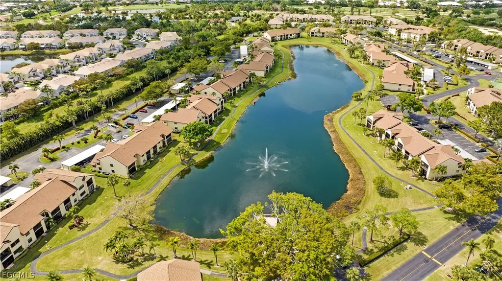 8625 Charter Club Circle Fort Myers FL 33919