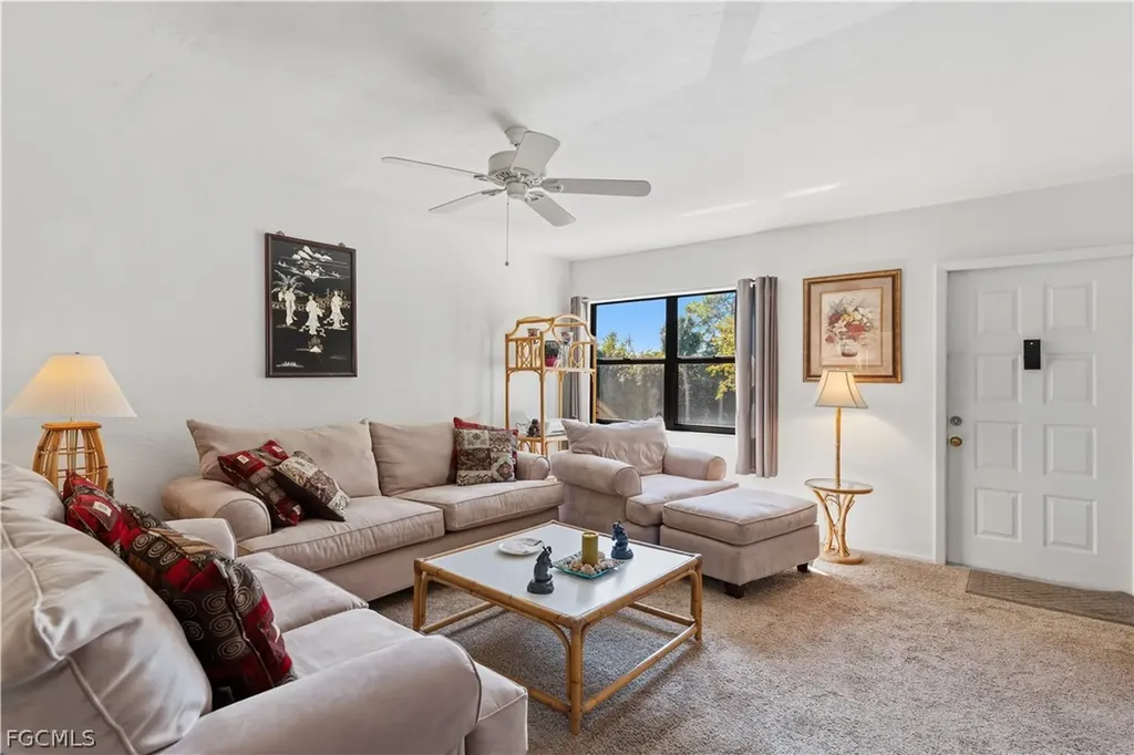 8625 Charter Club Circle Fort Myers FL 33919