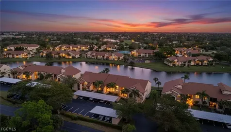 8625 Charter Club Circle Fort Myers FL 33919