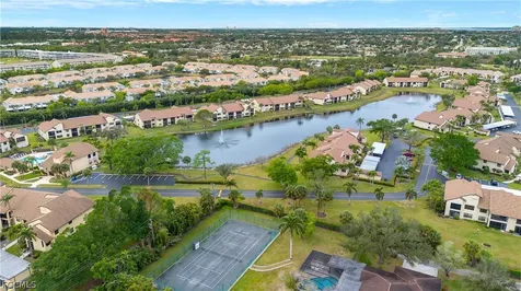 8625 Charter Club Circle Fort Myers FL 33919
