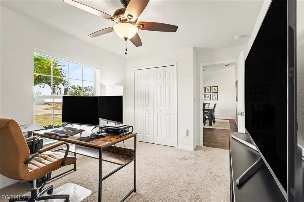 318 NW 4th Street Cape Coral FL 33993