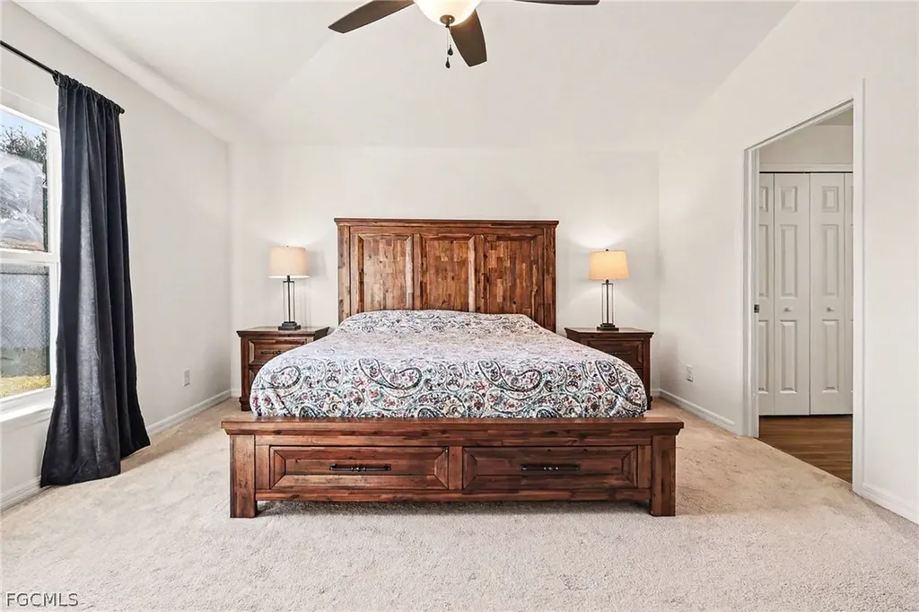 318 NW 4th Street Cape Coral FL 33993