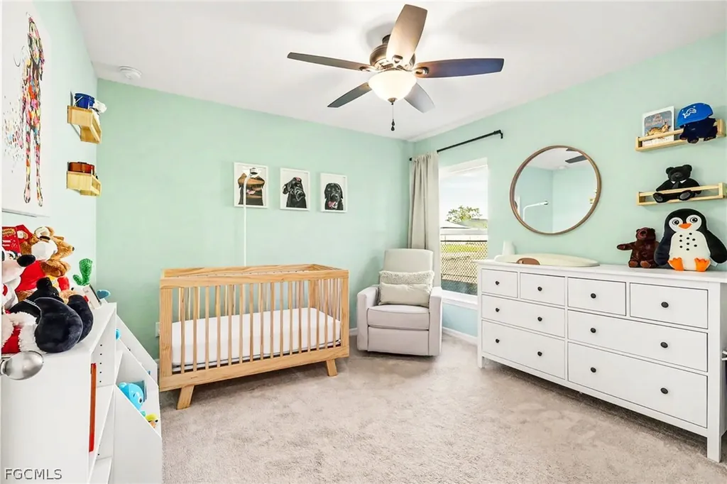318 NW 4th Street Cape Coral FL 33993