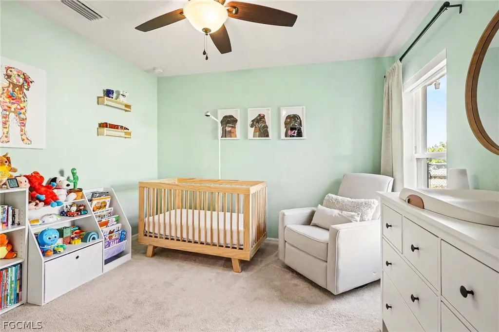 318 NW 4th Street Cape Coral FL 33993