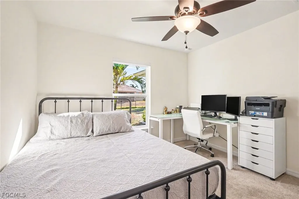 318 NW 4th Street Cape Coral FL 33993