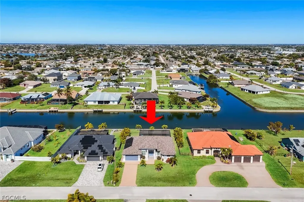 237 SW 21st Street Cape Coral FL 33991