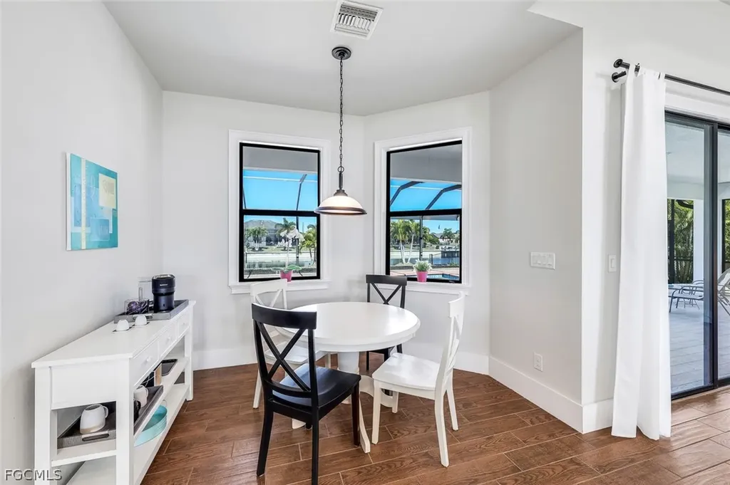 237 SW 21st Street Cape Coral FL 33991
