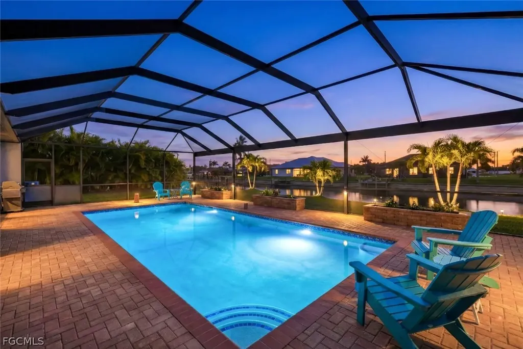 237 SW 21st Street Cape Coral FL 33991
