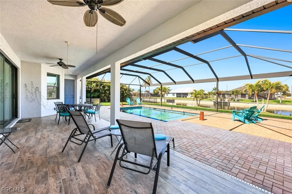 237 SW 21st Street Cape Coral FL 33991