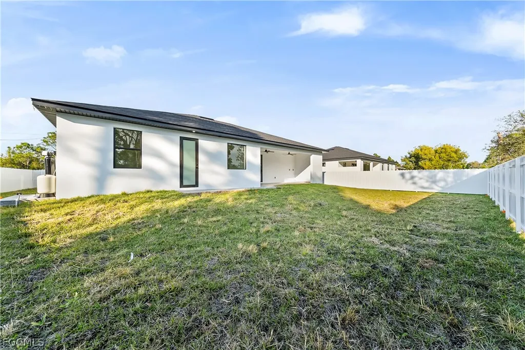 860 Nimitz Boulevard Lehigh Acres FL 33974