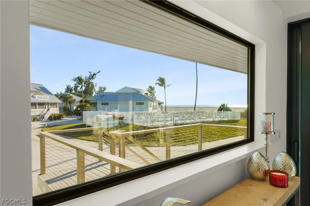 25 Beach Homes Captiva FL 33924