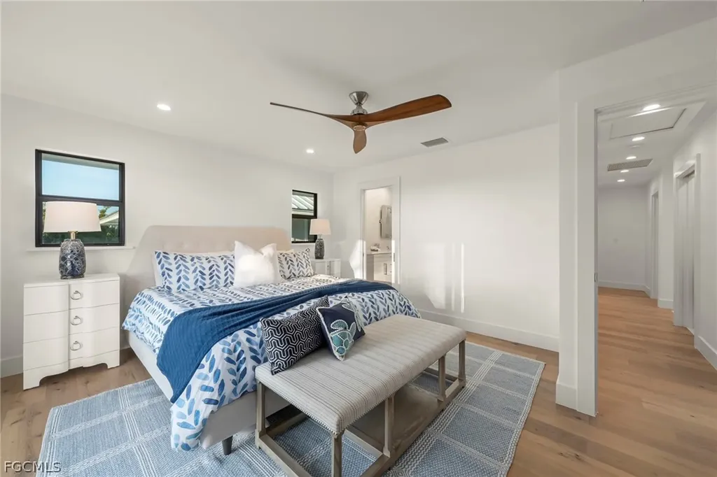 25 Beach Homes Captiva FL 33924