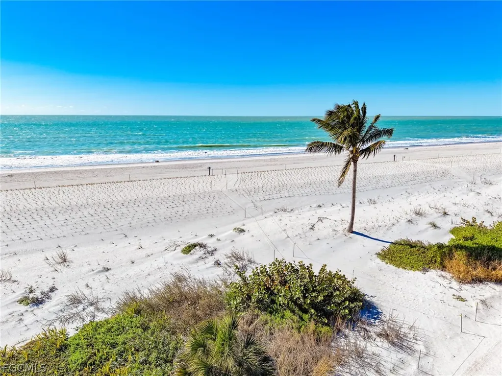 25 Beach Homes Captiva FL 33924