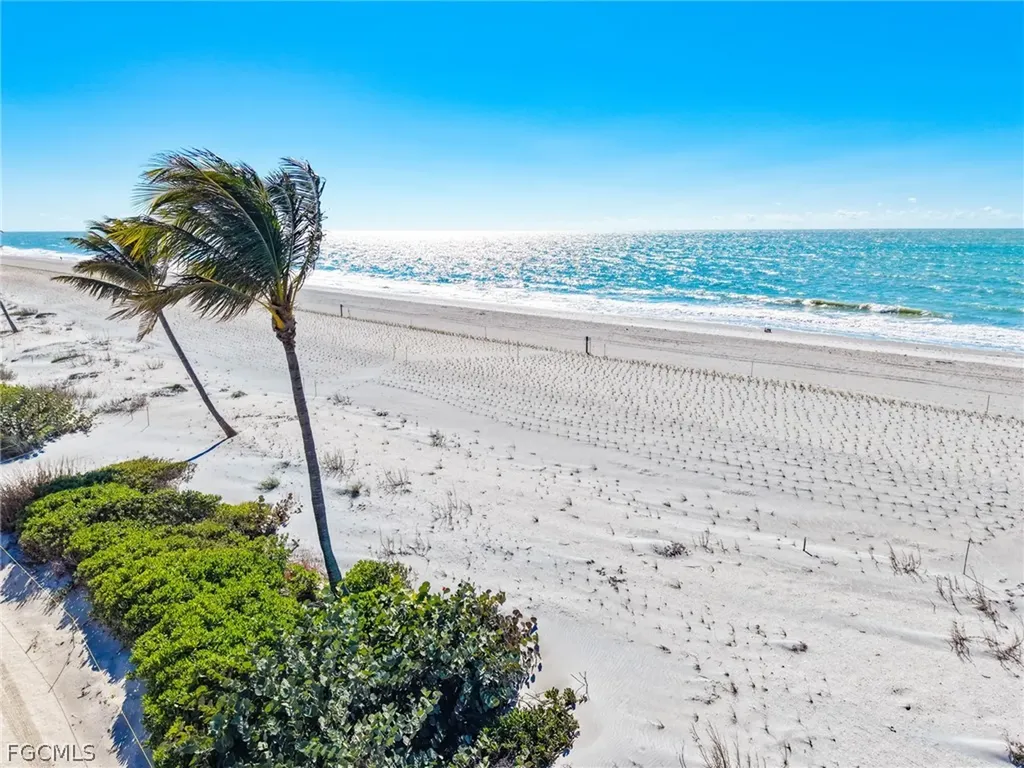 25 Beach Homes Captiva FL 33924