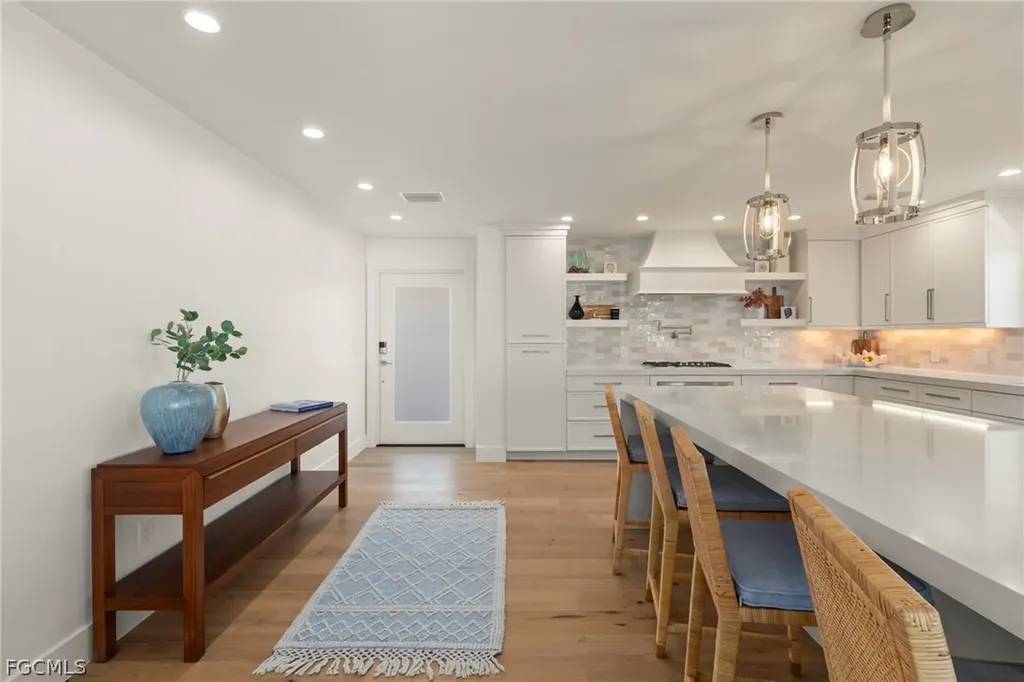 25 Beach Homes Captiva FL 33924