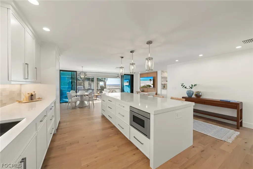 25 Beach Homes Captiva FL 33924