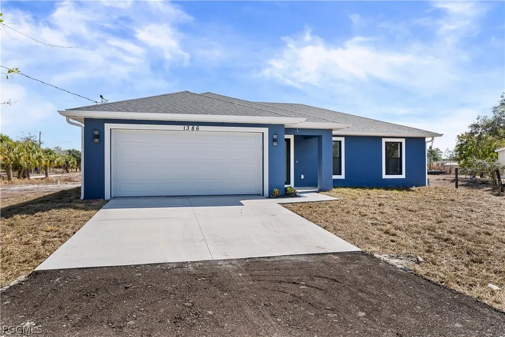 4507 E 10th Street Lehigh Acres FL 33972