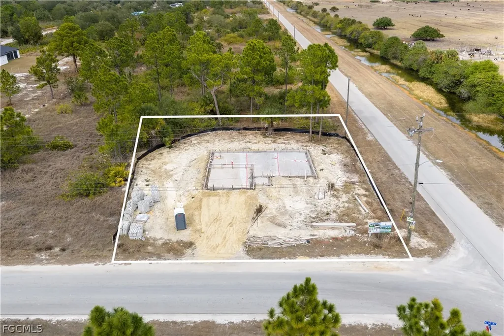 4507 E 10th Street Lehigh Acres FL 33972
