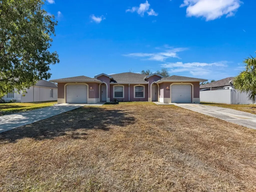 1208/1210 SE 24th Avenue Cape Coral FL 33990