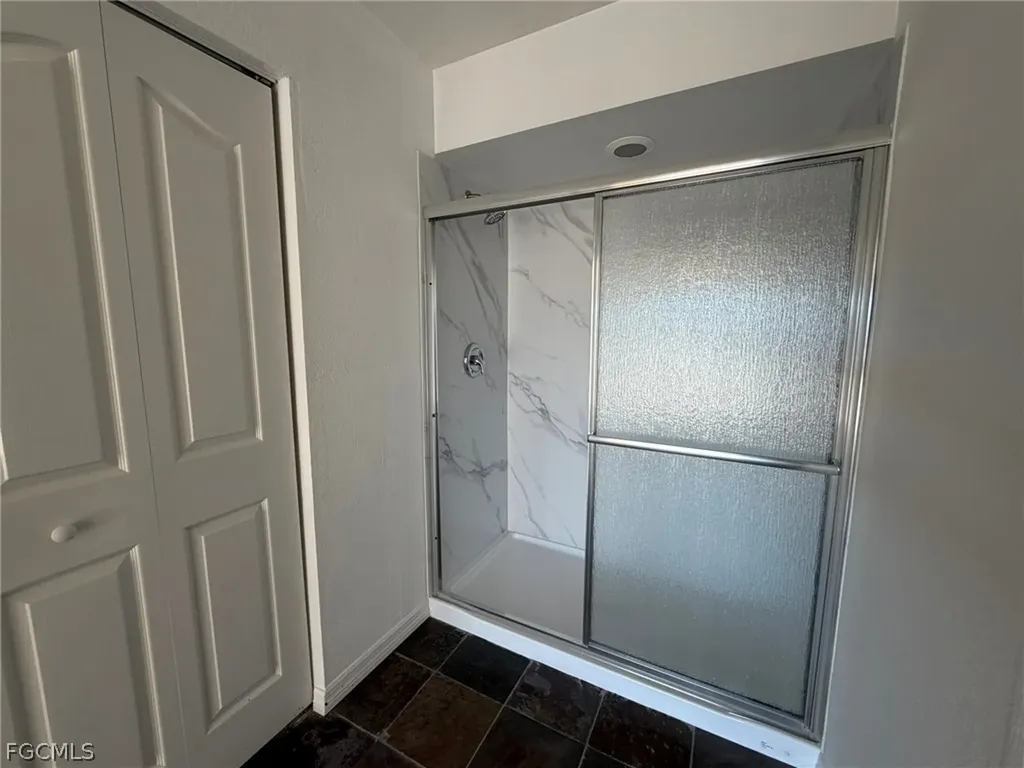 414 SE 7th Street Cape Coral FL 33990