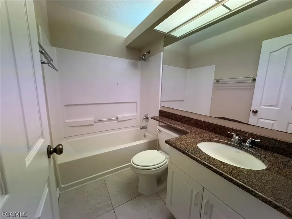414 SE 7th Street Cape Coral FL 33990