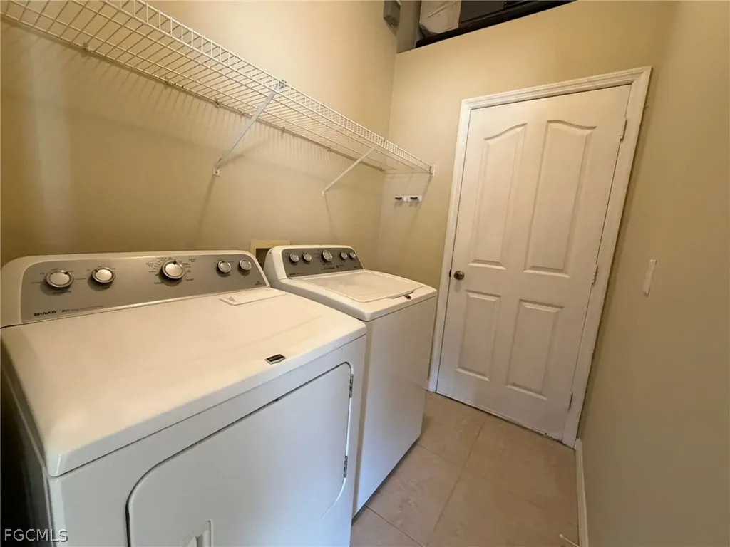 414 SE 7th Street Cape Coral FL 33990