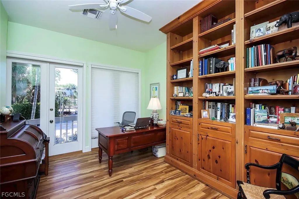 706 Gopher Walk Way Sanibel FL 33957