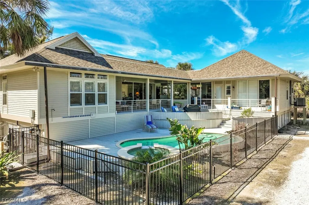 706 Gopher Walk Way Sanibel FL 33957