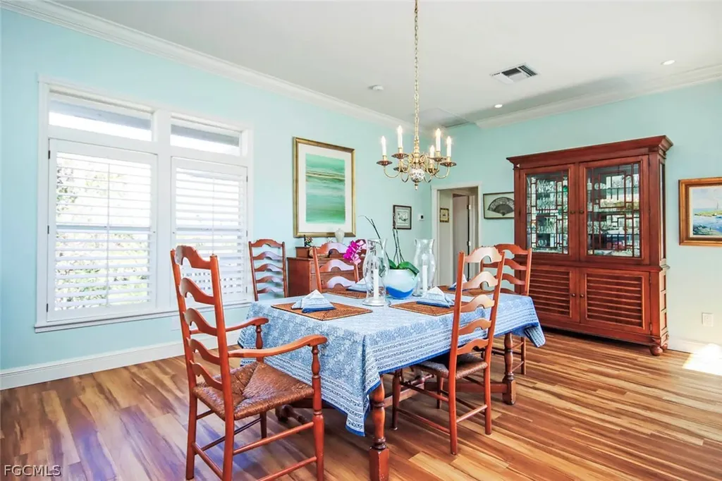 706 Gopher Walk Way Sanibel FL 33957