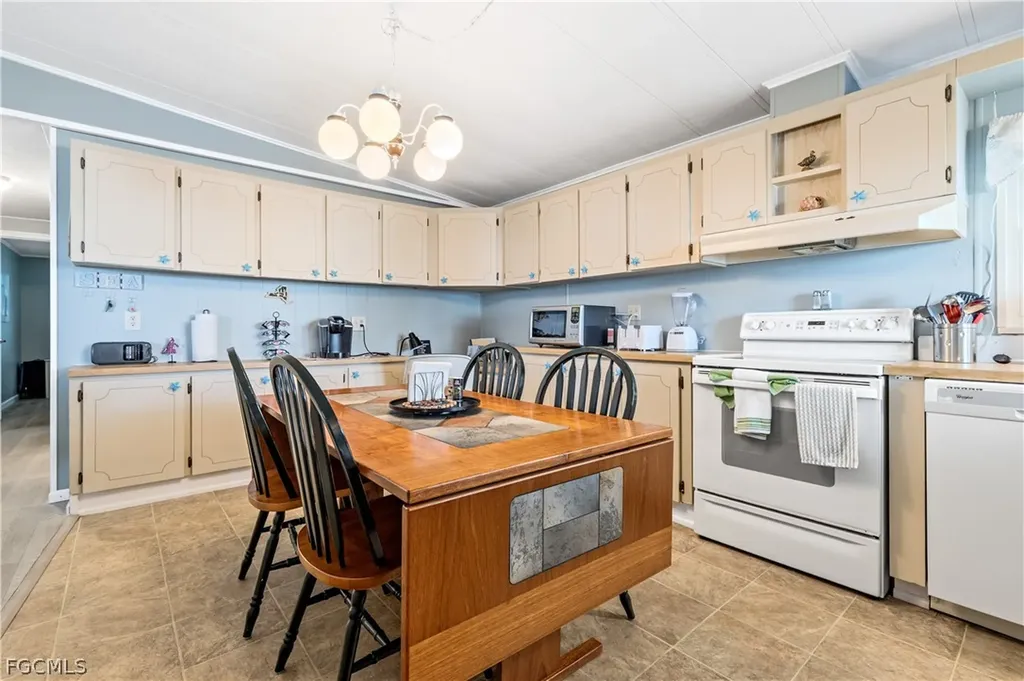 3564 Celestial Way North Fort Myers FL 33903