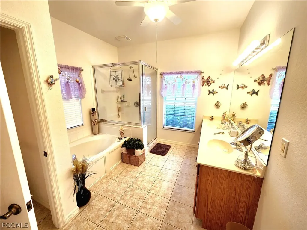 2863 SW 24th Avenue Cape Coral FL 33914
