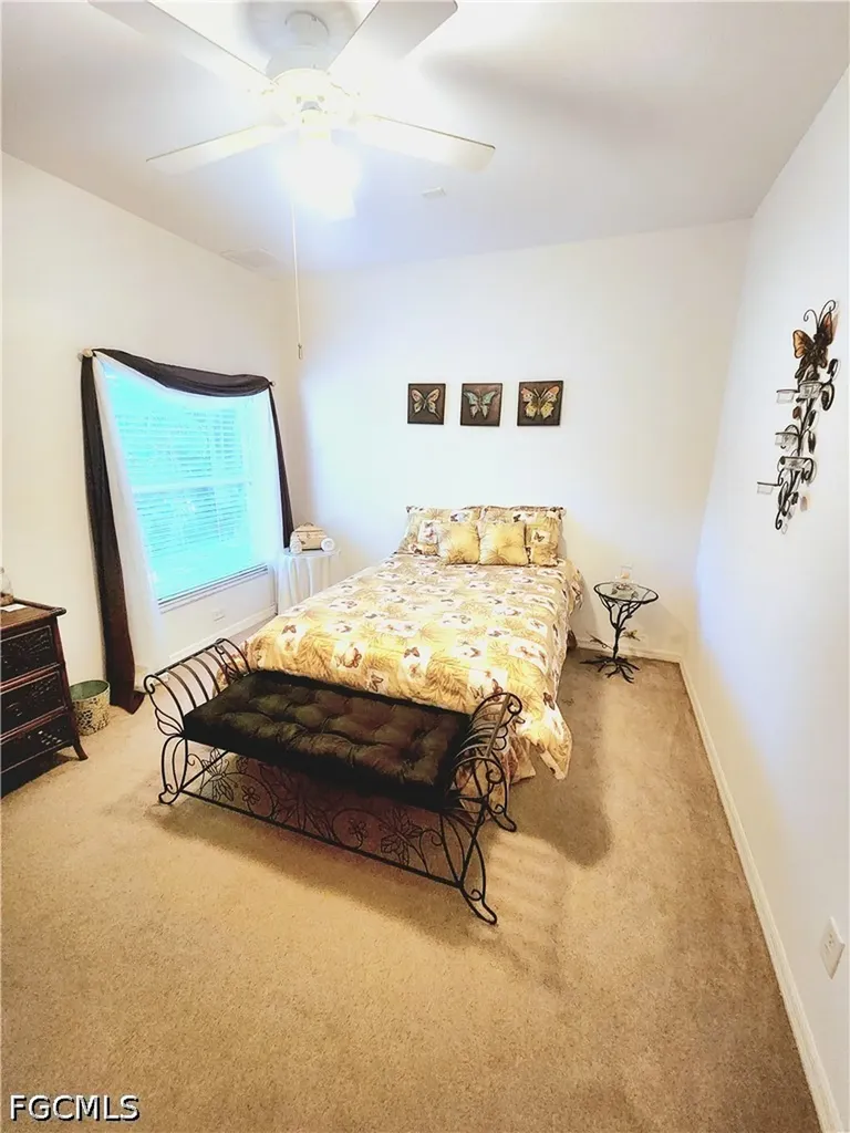 2863 SW 24th Avenue Cape Coral FL 33914