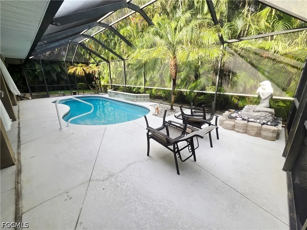 2863 SW 24th Avenue Cape Coral FL 33914