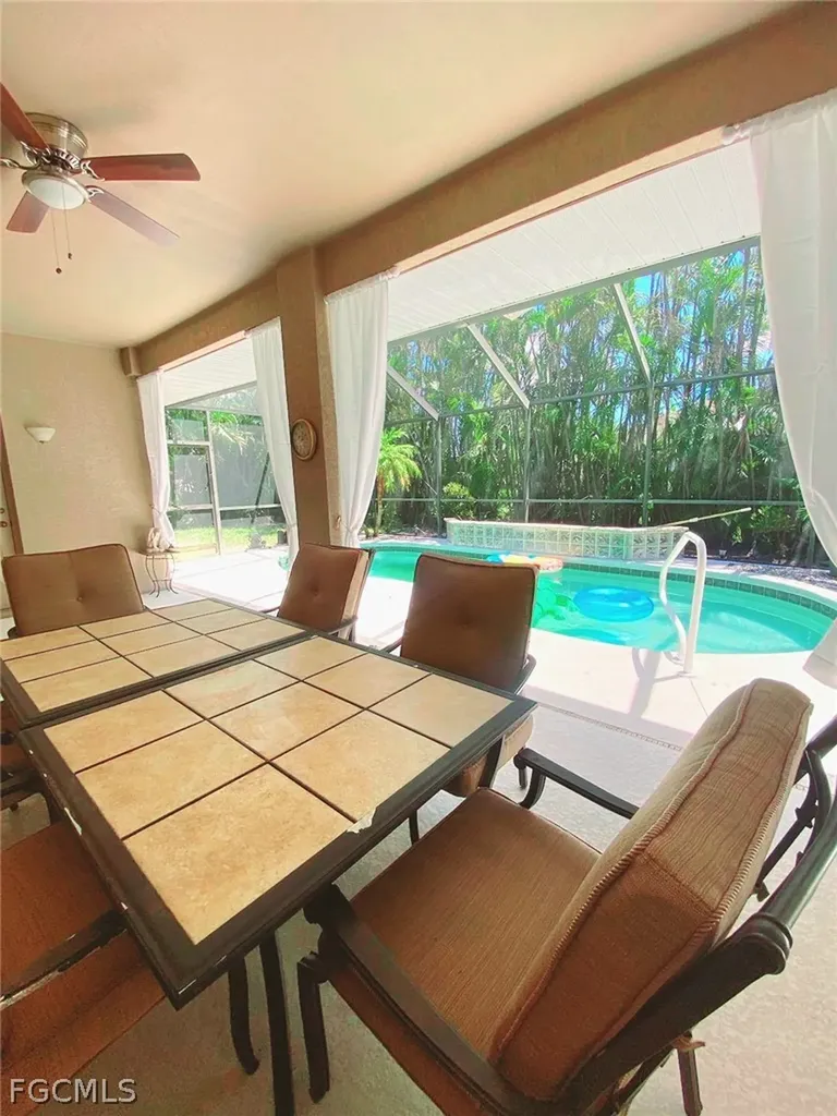 2863 SW 24th Avenue Cape Coral FL 33914